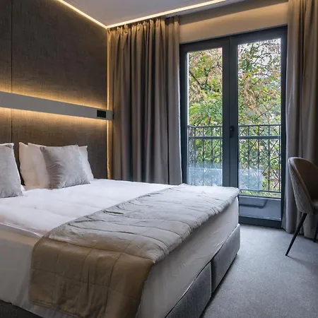 Sentro Boutique Szálloda 3*