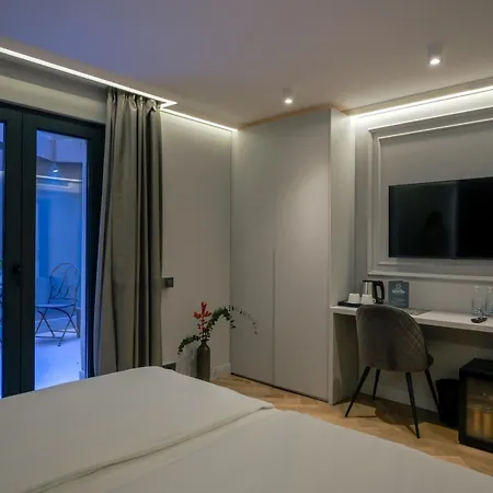 Хотел Sentro Boutique 3*