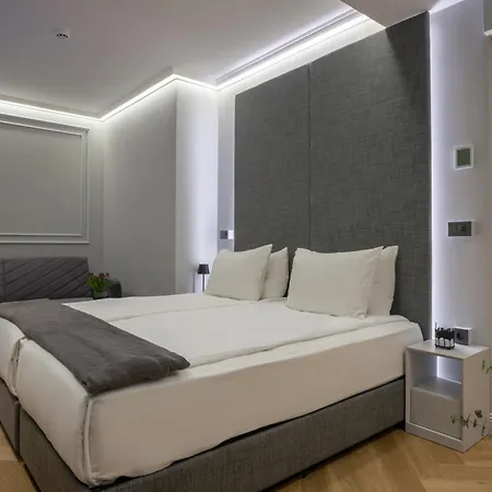 Sentro Boutique מלון 3*