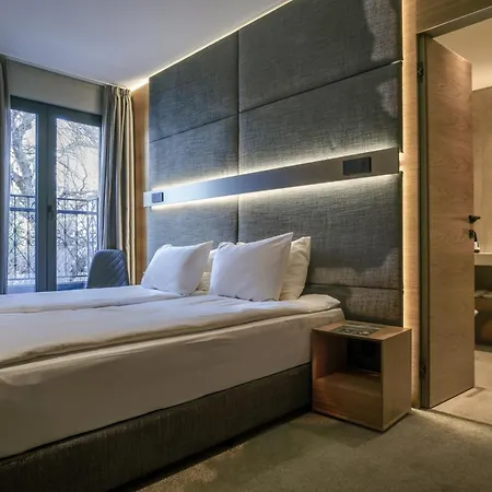 Sentro Boutique Hotel 3*